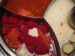 -周师兄大刀腰片火锅(磁器口直营店)