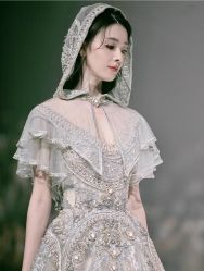 -衣贝姿婚纱礼服馆