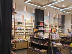 面包甜点陈列柜-良品铺子(大唐西市店)