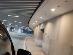 -大连恒隆广场-地下停车场