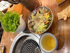 -明洞阿姨·韩式酱蟹烤肉·创意料理(三元桥店)