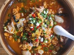 鱼籽鱼泡火锅-湘聚南县土菜馆(龙山二路店)