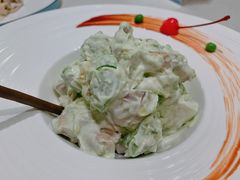 牛油果色拉-蝶园·装修中(BFC外滩金融中心店)