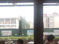 -星巴克(七宝领展广场1F店)