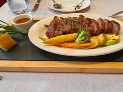 -塞纳河法国餐厅(意式风情街店)