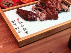 -有红鸡毛店·川菜(建设路店)