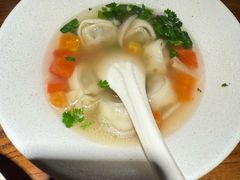 小锅馄饨-纳瓦新疆菜(银都店)