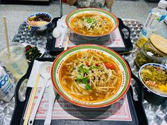 -亚皆老街南宁老友粉·米粉(印象城店)