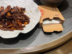 -吴越荣记苏州菜·松鼠桂鱼100%活鱼现做(斜塘老街店)