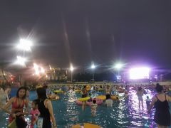 -热带风暴水上乐园