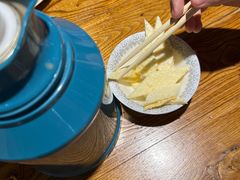 -蒙艾里民族传统菜蒙餐