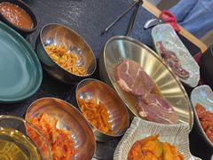 -臻牛烤肉