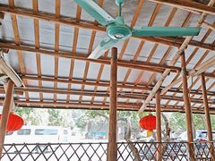 -满記土窑烧鷄波浪山莊