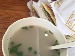 -驴世家驴肉火烧·凉皮·胡辣汤(五道口店)