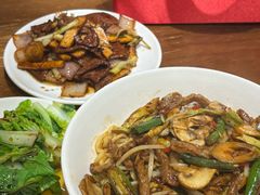 生爆牛肉面-寻裕记·现炒浇头面(人民广场店)