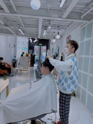 -港美国际