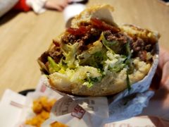 -The Habit Burger Grill 哈比特汉堡(复兴soho店)
