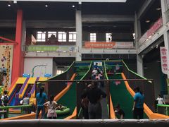 -蒙特利亲子乐园