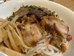 -牛八宝桂林米粉(八里庄店)