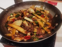 -银泰百货(舟山临城店)