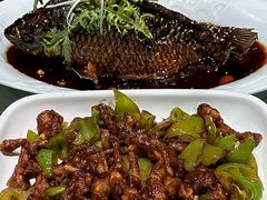 -大胡同天津菜·海肠捞饭·津门皮皮虾锅贴一绝(西姜井店)