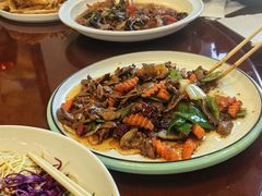 -红岩美食坊(伊春市伊春区)