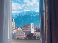 -因特拉肯贝乌里瓦奇大酒店