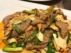 -湖泉水云间餐厅·弥勒地道菜(B座店)