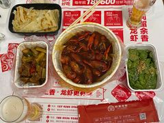 -叶派龙虾•招牌香辣蟹·海鲜(中海国际店)