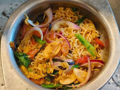 -破瓦寒窑·地摊烤羊排