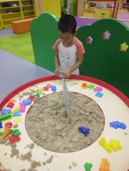 -莫莉幻想儿童乐园(郑州丹尼斯三天地店)