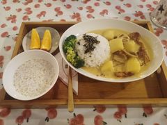 招牌咖喱鸡肉饭-荏苒