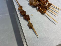 -小两口锦州烧烤·脆皮油边(依云北郡店)