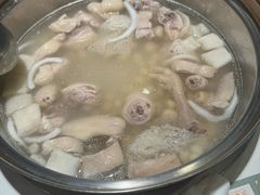 -烹然四季椰子鸡火锅(姚家园万象汇店)