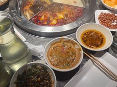 -麻路成都火锅(柏威年店)