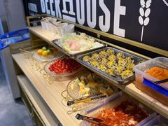 自助取餐区-·缸桶屋·韩式牛肋条自助烤肉(西湖D11店)