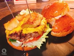 -HIGH FIVE哈福手工汉堡(桂林路店)