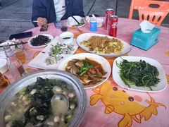 -鑫悦楼煎蟹·16年海鲜大排档