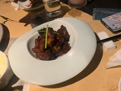 -穹六人间 people 6(岳阳路店)