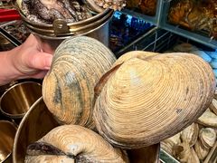 -雍容荟帝王蟹活龙虾展台自助(IFS黑金店)