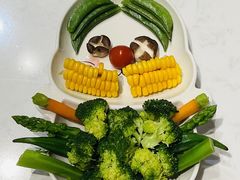 -水桶王国主题餐厅·聚会·生日派对·亲子活动·家庭套餐(亚龙湾希尔顿店)