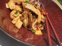 茭白炒猪耳朵-观宴·品质赣菜(高新大道店)