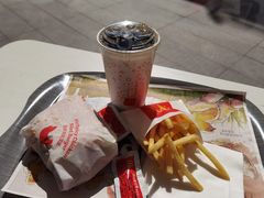 -麦当劳(保利若比邻店)