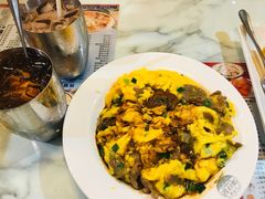 牛肉葱花滑蛋饭-深仔记茶餐厅(亚士厘道店)