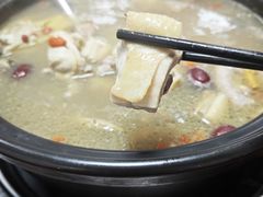 -花苑美食横琴生蚝火锅(拱北粤华路店)