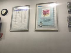 -世龙世家灰指甲·甲沟炎·跖疣护理·修脚(东江湾路店)
