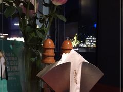 -MONICH牛排融合餐厅(和义大道购物中心店)