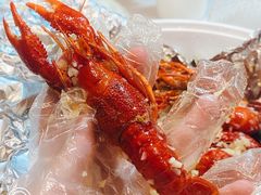 -扒虾小妹儿麻辣海鲜(宏图街店)
