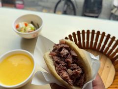 -闫家驴肉老店(华电一校店)