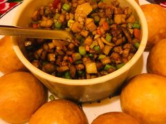 -闯关东东北农家菜(崂山石老人店)